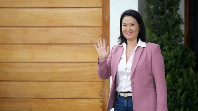 Fujimori da por ganadas las elecciones: «Ahora hay que fijarse en los próximos cinco años»