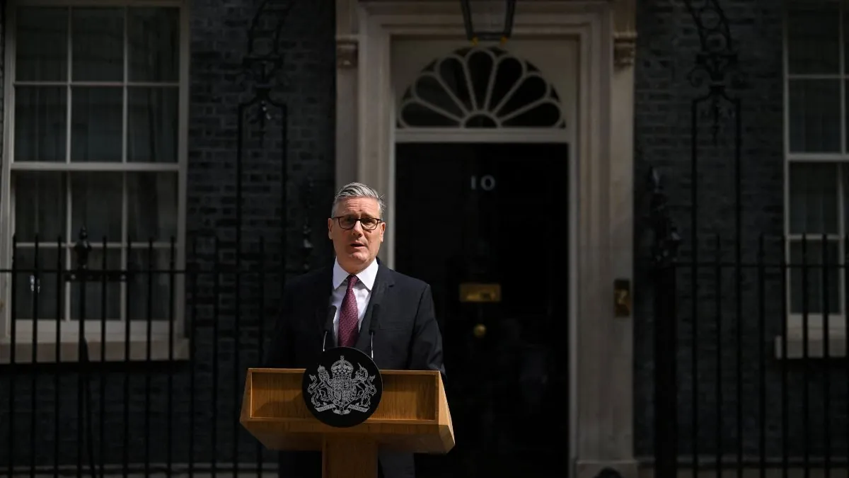 Dimite el primer ministro británico, Keir Starmer