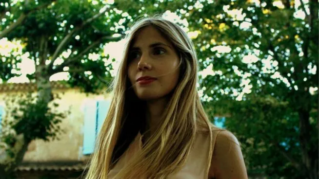 Paula Klein, ganadora del IV Premio Lumen de novela 2026 por 'El amor inventado'