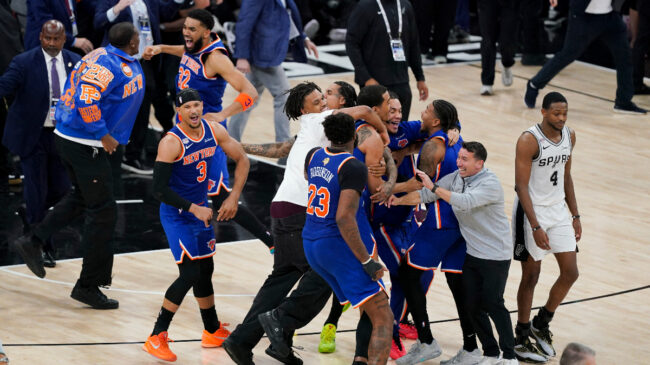 Los New York Knicks ganan la NBA 53 años después ante los Spurs en el quinto partido