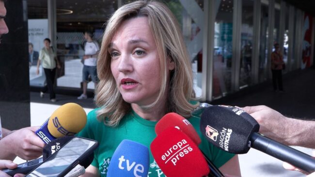 Pilar Alegría defiende que «merece la pena» acabar la legislatura de Pedro Sánchez