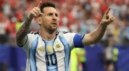 Messi agranda su leyenda con un doblete de récord contra Austria