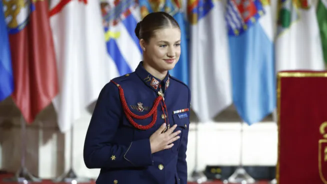 Las ocho imágenes que marcan el emotivo fin de la formación de Leonor en la Academia del Aire de San Javier