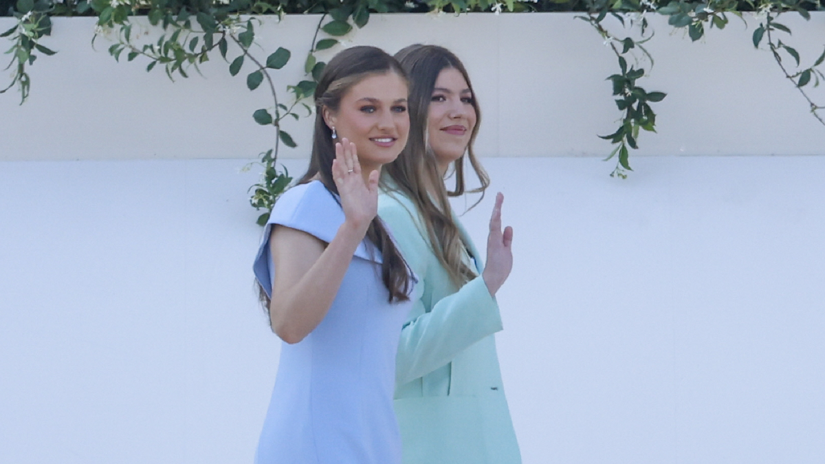 Leonor y Sofía también ‘perrean’: así han disfrutado del sexto concierto de Bad Bunny en Madrid