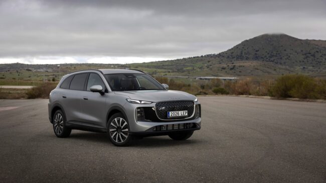 Lepas L8, la tercera bala china que Chery dispara con el silenciador de un coche premium