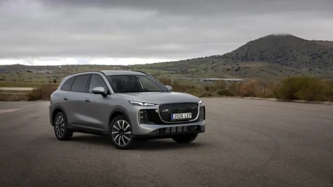 Lepas L8, la tercera bala china que Chery dispara con el silenciador de un coche premium