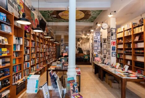 Di adiós a Amazon y FNAC: esta es la web donde reservar y comprar tus libros para apoyar a las librerías de barrio de Madrid, Barcelona o Valencia