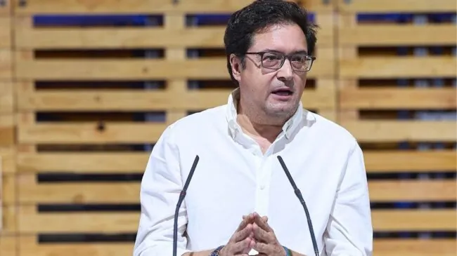 López transmite «tranquilidad» ante el 'caso Leire Díez' y cree que «todo se va a esclarecer»