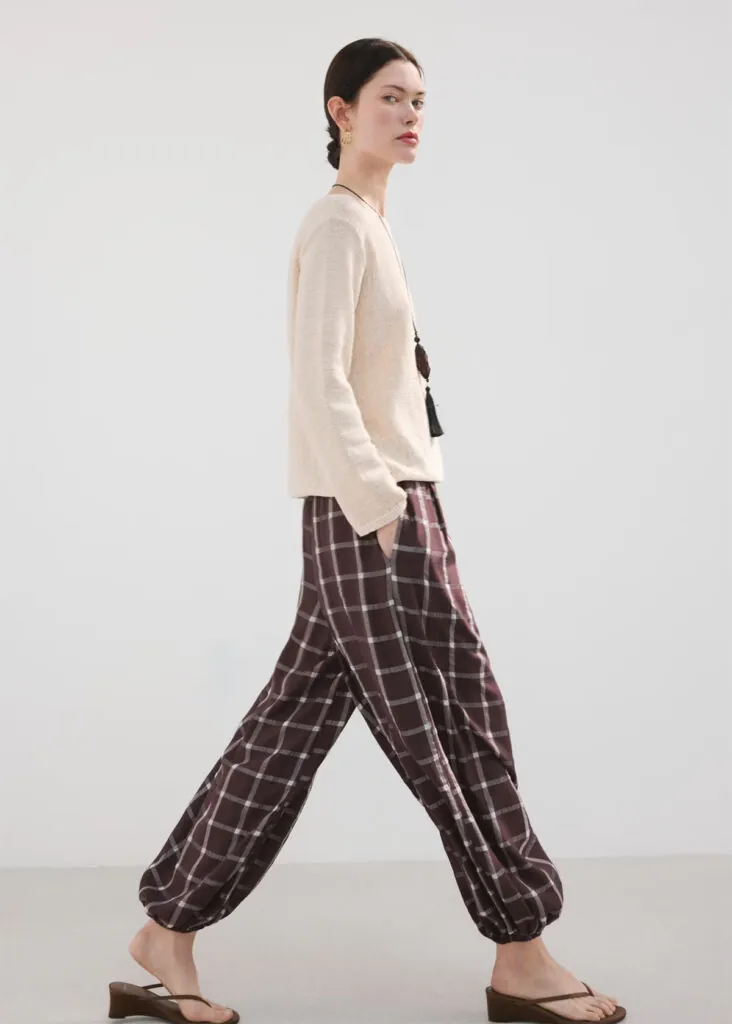 Pantalón de cuadros de Mango. (PVP: 39.99€)