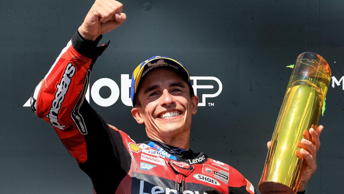 Marc Márquez pega un puñetazo encima de la mesa por el título de MotoGP en Chequia