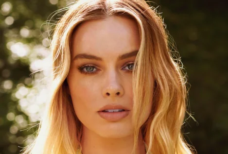 Margot Robbie, Jenna Ortega y Taylor Swift ya tienen el Scandi Blonde plateado: las tres tendencias de cabello del verano