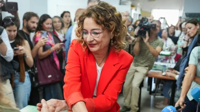 Montero gana el voto extranjero pese a perder por 19 puntos frente a Moreno en las urnas