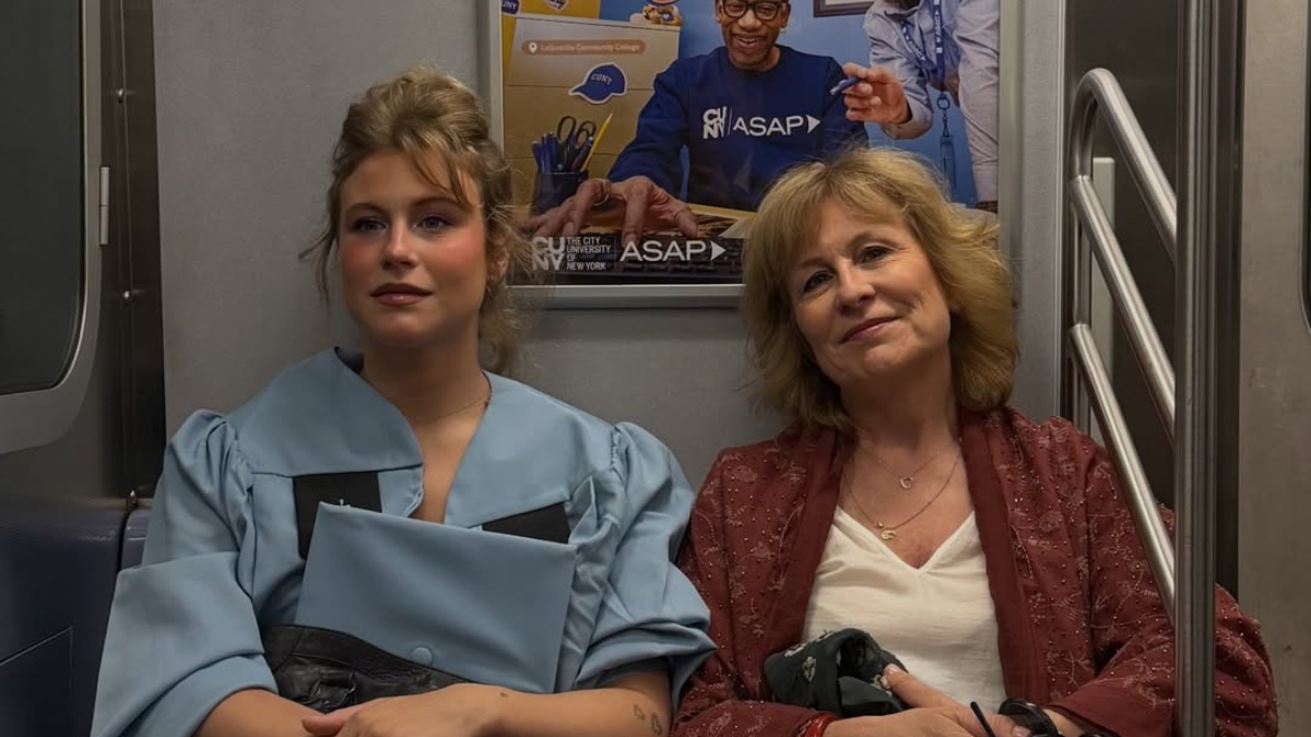 El increíble parecido físico de María Rey con su hija Iria: «Ha vivido en más de cinco países distintos; nunca tuvo miedo de marcharse»