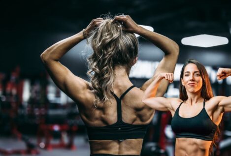 María Casas, nutricionista y farmacéutica: «Si quieres ganar músculo, unas dos horas antes de entrenar come una ración mediana de carbohidratos»