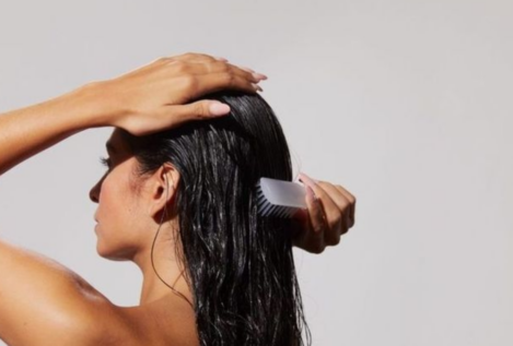 Cuatro mascarillas caseras para cuidar el cabello según sus necesidades