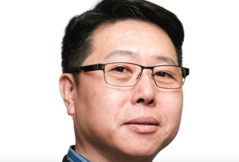 Liu Zheng, médico y fisioterapeuta: «Si quieres mejorar la inflamación y tu digestión, el truco está en incorporar a tus comidas aceite de comino negro»