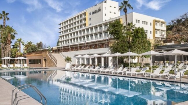 Melià deja de operar quince hoteles en Cuba por la situación de la isla