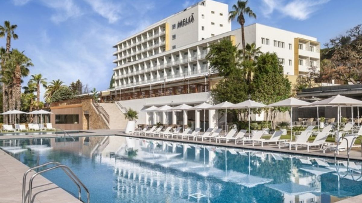 Melià deja de operar quince hoteles en Cuba por la situación de la isla