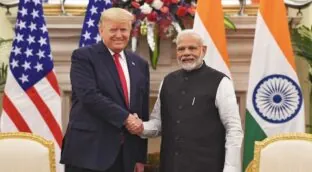 Trump usa el poder de WhatsApp en la India para contrarrestar la influencia de Rusia