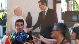 Una asociación acusa al Gobierno de frenar la ley de pederastia por la reunión con el Papa