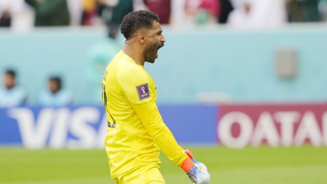 Al-Owais, el portero de Arabia Saudí que batió récord de paradas ante Uruguay