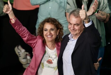 Montero mantiene su confianza en Zapatero, pero le pide explicaciones sobre las joyas