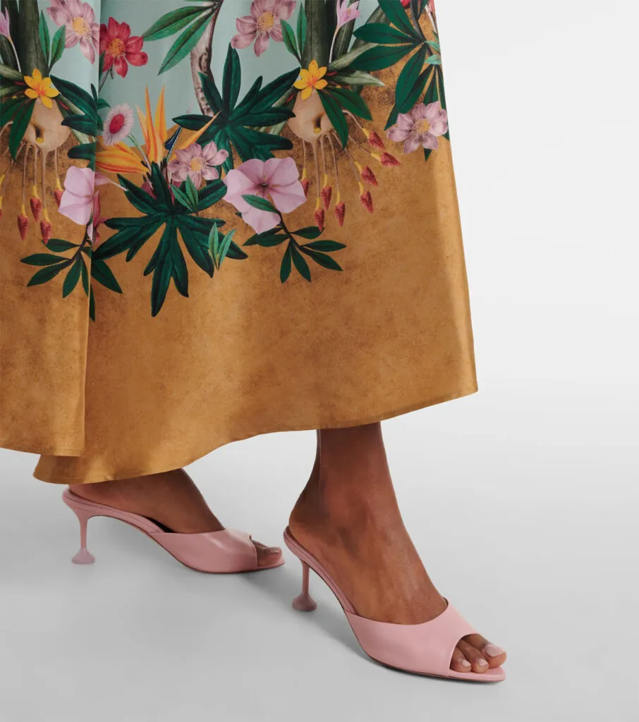 Mules en color rosa de Aquazzura. (PVP: 585€)