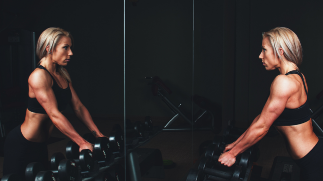 Los expertos en nutrición coinciden: «Si quieres perder peso y ganar músculo, entre el 15% y el 30% de las calorías que ingieres deben ser proteínas»