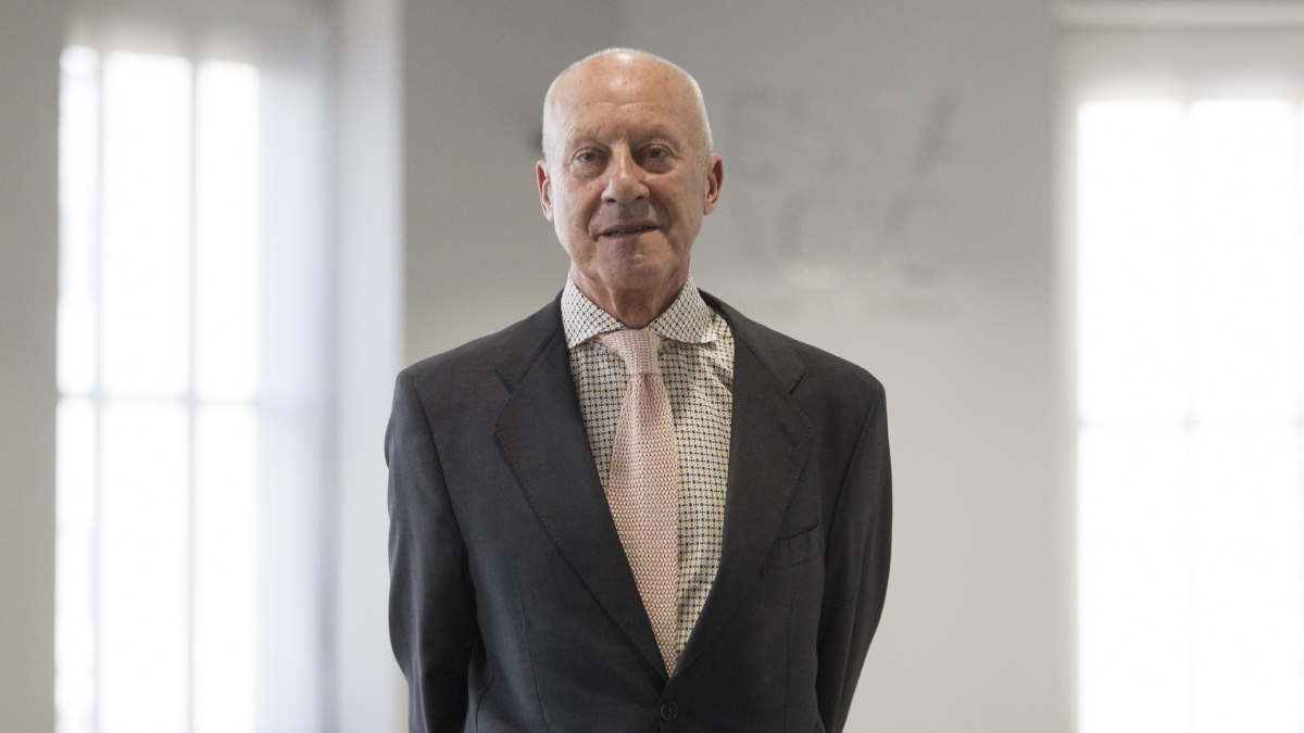 Norman Foster, sobre sus padres: «Vivíamos en una casa pequeña, nunca tuvimos coche; crecí en un vacío, no había libros ni arte»