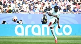 Dembélé destroza a Noruega con un hat-trick para cerrar una fase de grupos perfecta