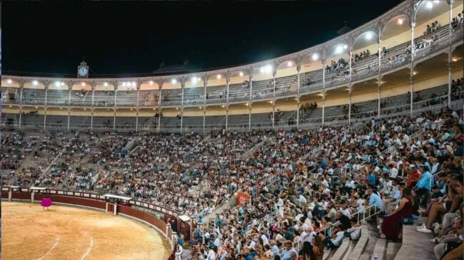 El mundo del toro responde al veto de Urtasun con iniciativas para el público joven