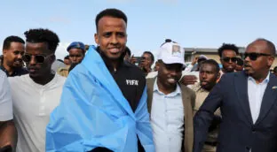 Canadá se ofrece a acoger al árbitro somalí vetado por EEUU que iba a pitar en el Mundial