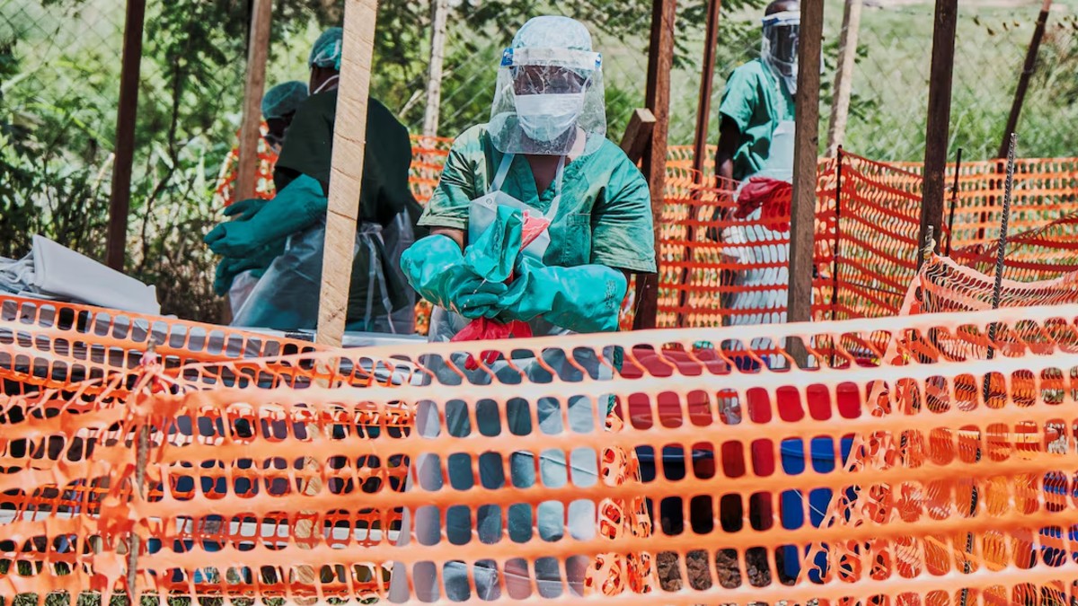 La OMS reduce drásticamente los casos de ébola en RD del Congo: pasa de 900 a 116