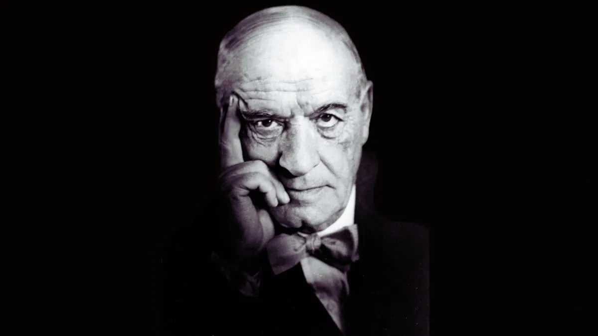 Ortega y Gasset, filósofo español: «No puedes cambiar el destino: si lo aceptas, eres auténtico; si no, serás una falsificación de ti mismo»