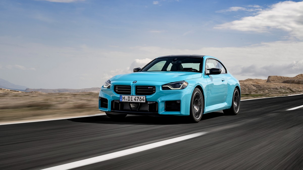 El BMW M2 CS estrena tracción total y planta cara a su hermano, el mítico M3