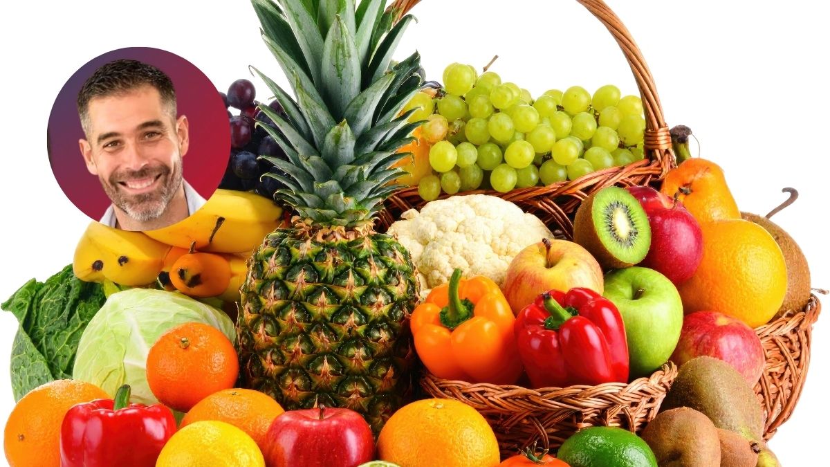 Pablo Ojeda, nutricionista, sobre el bulo de comer mucha fruta: «España tiene un problema de consumo; puedes tomar tres plátanos al día sin problema»