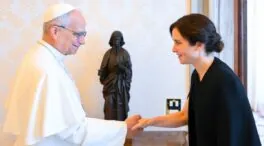 Ayuso, tras visitar el Vaticano, ve al Papa con «mucha ilusión» ante su viaje a Madrid