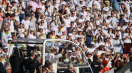 La multitudinaria misa del papa León XIV en el estadio de Gran Canaria, en imágenes