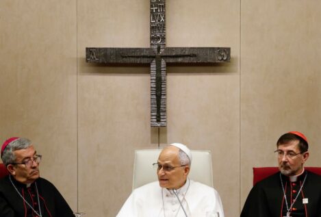 El Papa pide aprender de las vicisitudes de los inmigrantes en su discurso a los obispos