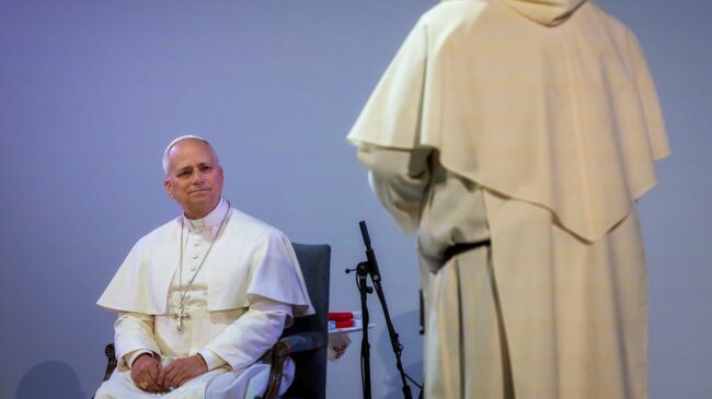 Sánchez y Clavijo encabezarán este jueves la recepción oficial al Papa en Gran Canaria