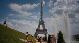 Locura en Francia en busca de un aire acondicionado tras miles de muertes por calor