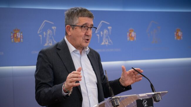 El PSOE asegura que está «convencido» de que Zapatero demostrará su inocencia