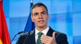 Sánchez se reafirma en seguir en el Gobierno «pese a las piedras en el camino»