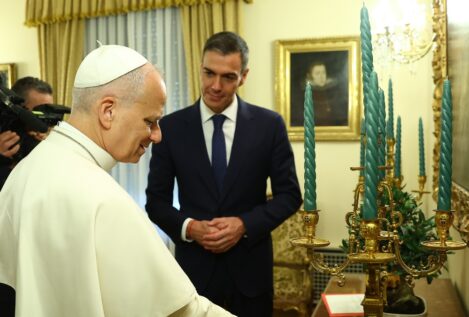 Sánchez agradece al Papa su «mensaje de paz y solidaridad con quienes más lo necesitan»