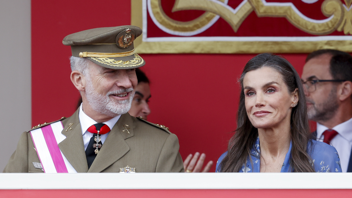 La piscina de Zarzuela, así se bañan los Reyes y sus hijas en verano: «Letizia lo blindó todo por ellas; el exterior huye del lujo palaciego»