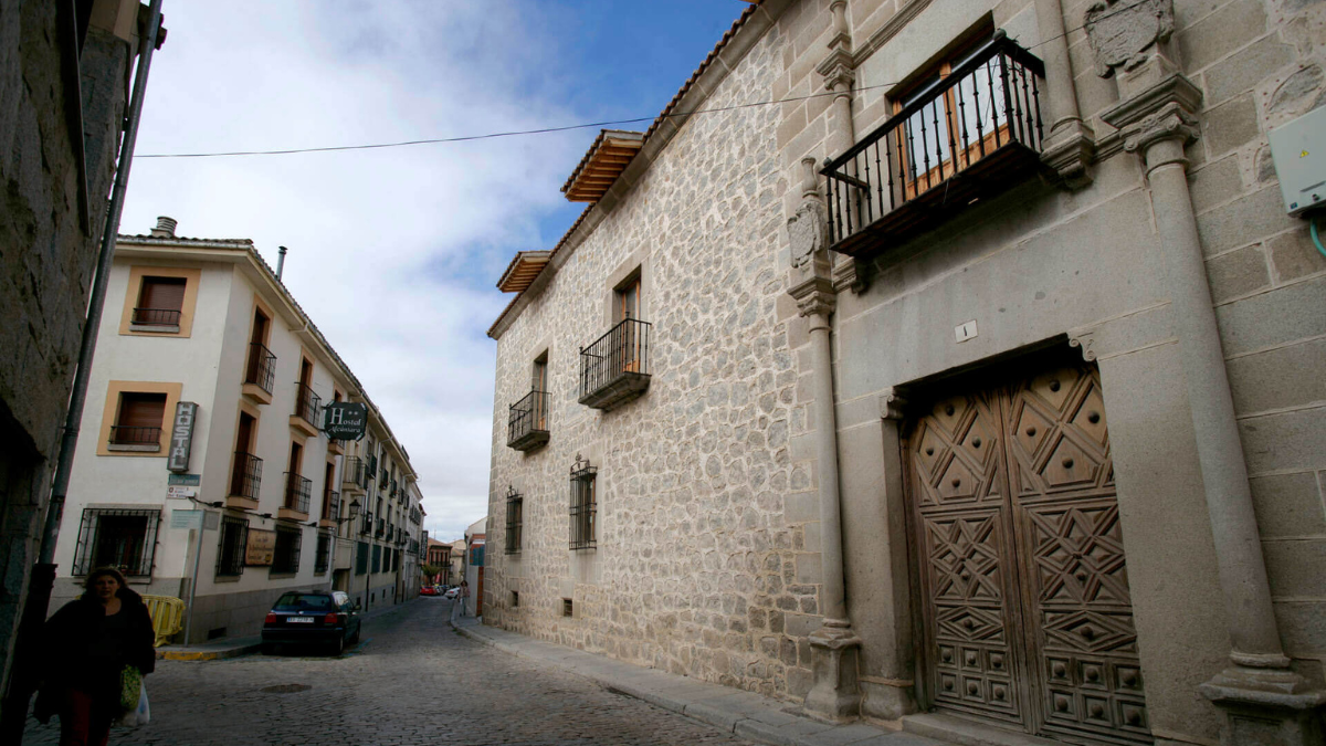 Las obras de la sede del Prado en Ávila registran un sobrecoste de dos millones