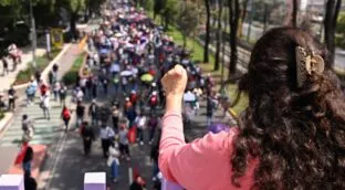 La simulación mundialista en México: sermones de austeridad y placeres de primera clase