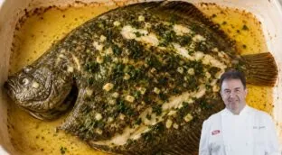 Los cocineros vascos coinciden: «El rodaballo al horno mejora con su propia gelatina, un vaso de vino blanco y cinco dientes de ajo»