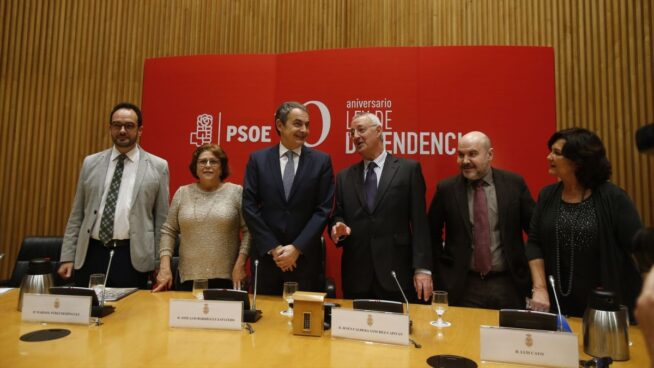 Un exministro de Zapatero atribuye a un «error» que éste no entregara las joyas a Patrimonio