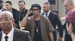 Ronaldinho lanza su primer disco llamado 'Camisa 10', con Pitbull, Sean Paul y Juan Magán